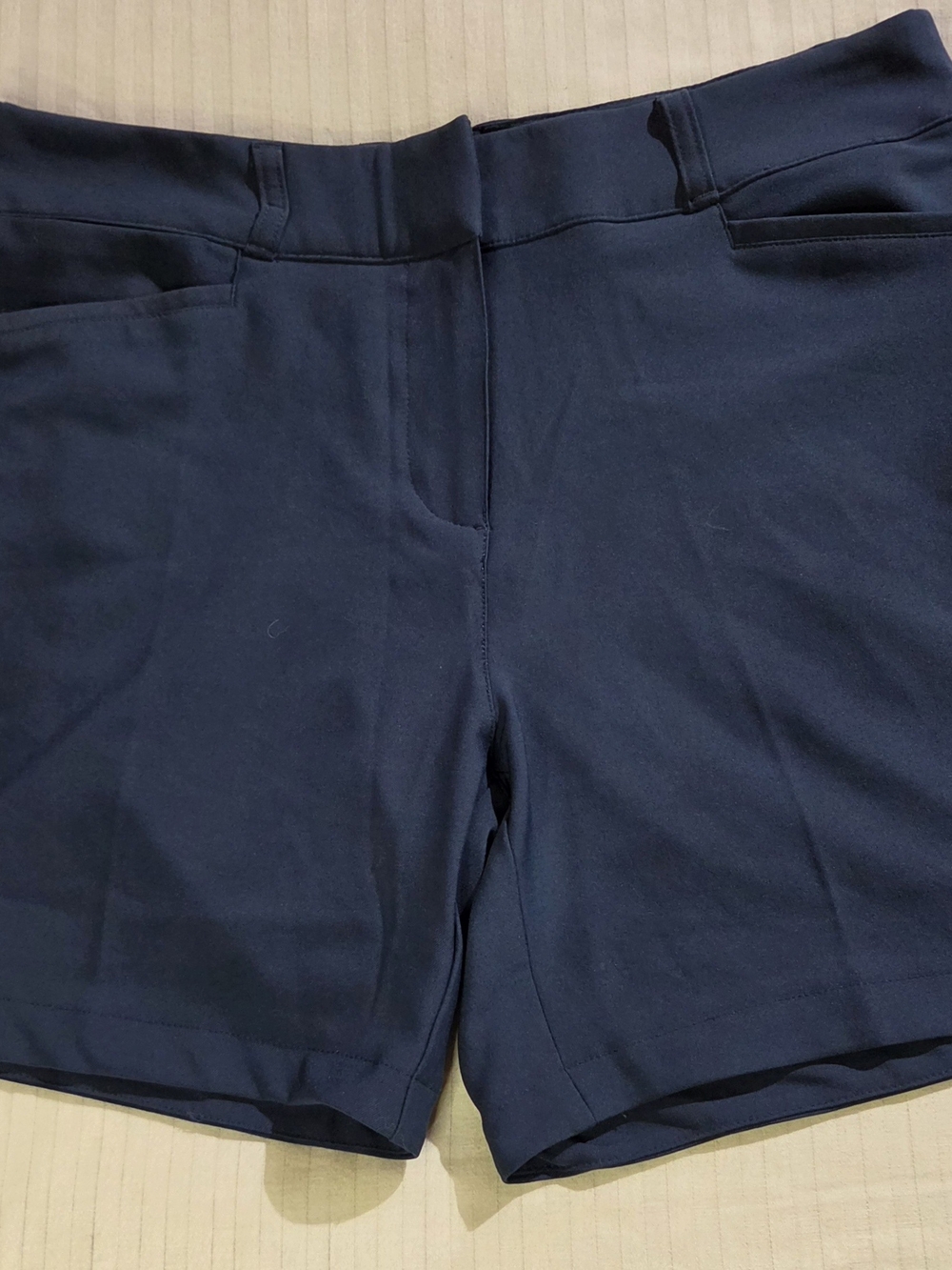 ADIDAS Women's 5" Solid Flat Front Golf Shorts  Crew Navy SIZE: 4